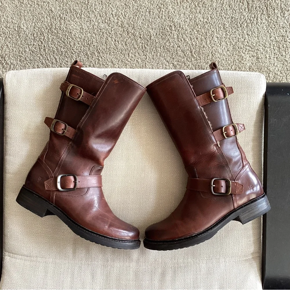 Frye Dark Brown Leather Boots 7 - Picture 5 of 12